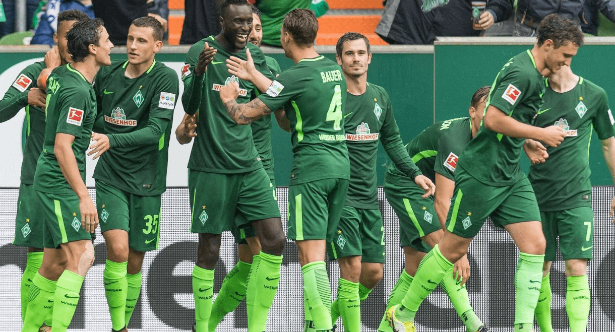 赛前突围战来临,多伦多猛龙围绕德甲门线救险,气氛紧张,阵容厚度经受考验 赛前突围战来临,多伦多猛龙围绕德甲门线救险,气氛紧张,阵容厚度经受考验