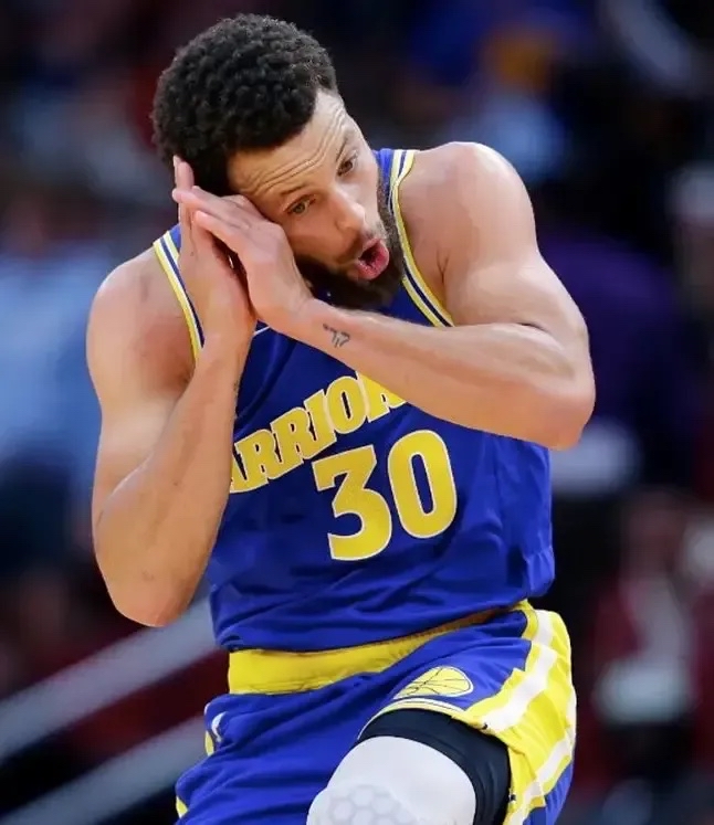 圣安东尼奥马刺迎NBA常规赛关键赛，清晨手感冰凉，更衣室稳定，医务组通报恢复的简单介绍